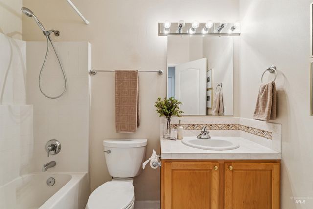 6089 N Royal Park, Boise, ID 83713