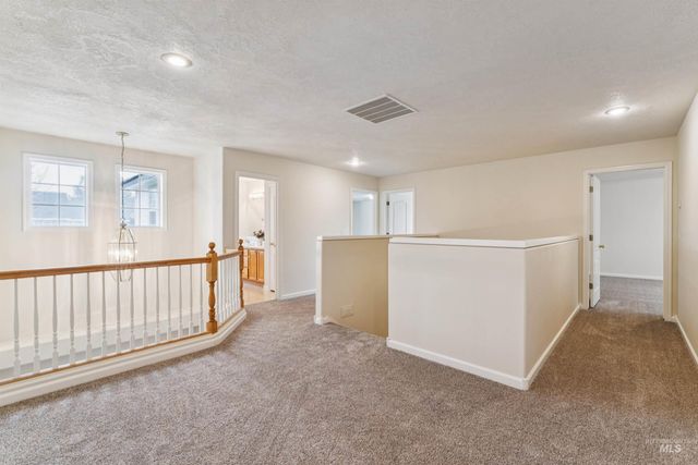 6089 N Royal Park, Boise, ID 83713