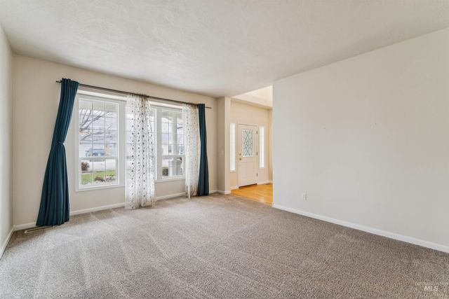 6089 N Royal Park, Boise, ID 83713