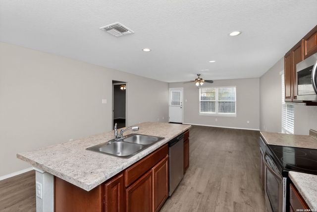 12931 Cicely Ct, St Hedwig, TX 78152