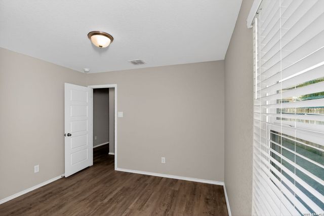 12931 Cicely Ct, St Hedwig, TX 78152