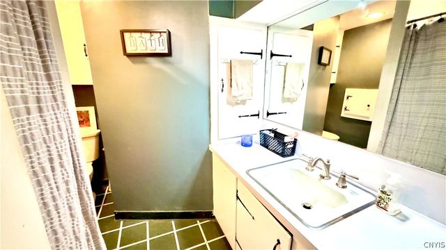17 W Main St, Marcellus, NY 13108