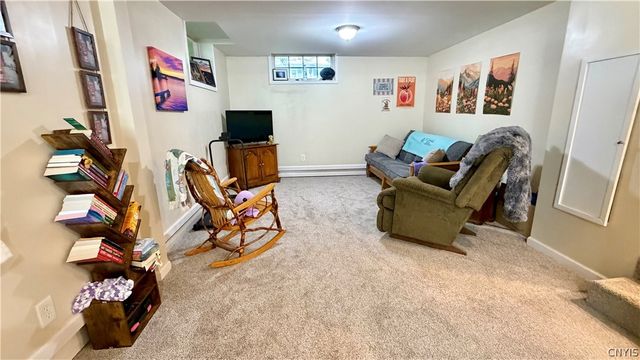 17 W Main St, Marcellus, NY 13108