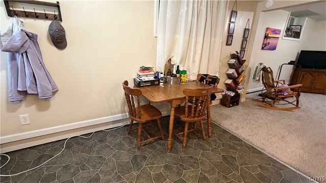 17 W Main St, Marcellus, NY 13108
