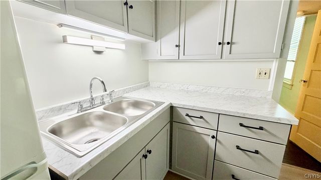 17 W Main St, Marcellus, NY 13108
