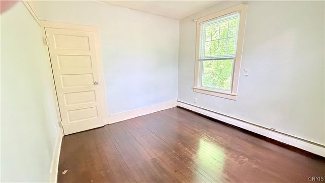 17 W Main St, Marcellus, NY 13108