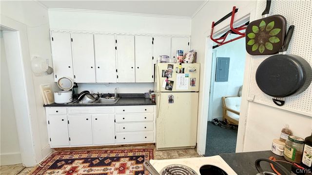 17 W Main St, Marcellus, NY 13108