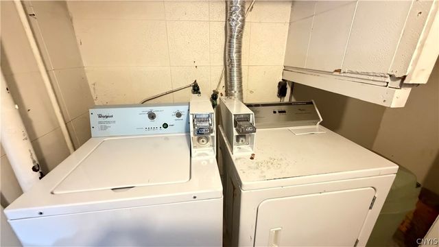 17 W Main St, Marcellus, NY 13108