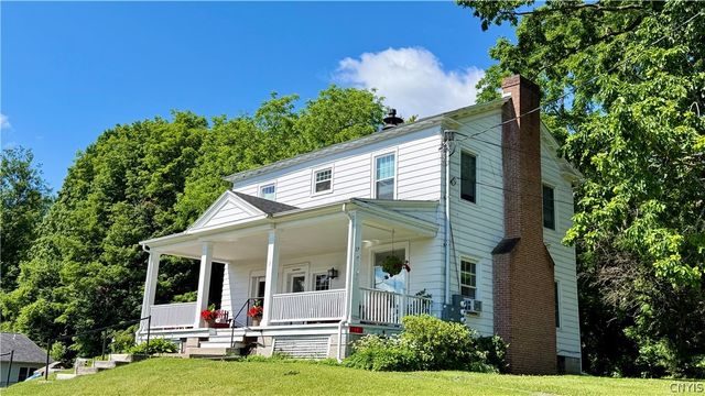 17 W Main St, Marcellus, NY 13108