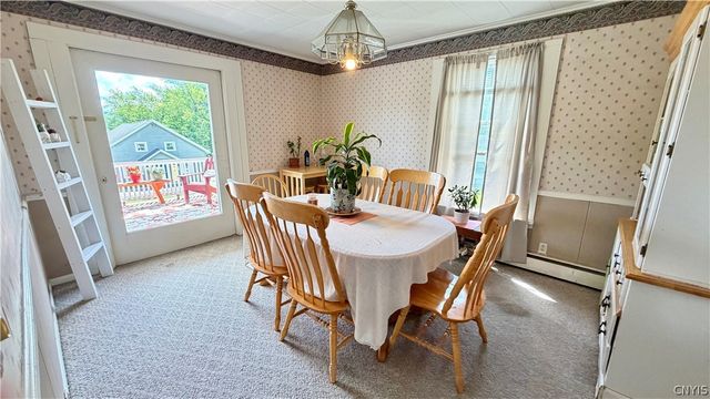 17 W Main St, Marcellus, NY 13108