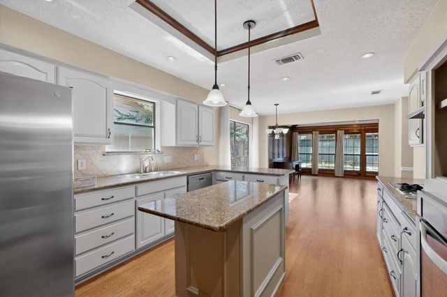 1505 Boundbrook Lane, Irving, TX 75060