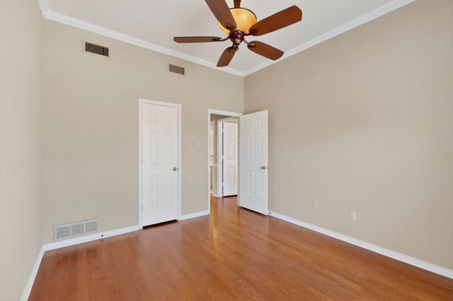 1505 Boundbrook Lane, Irving, TX 75060