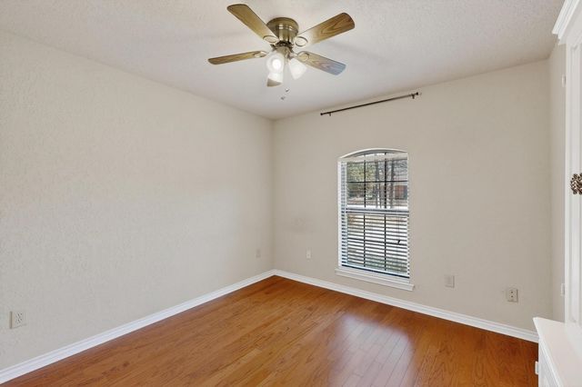 1505 Boundbrook Lane, Irving, TX 75060