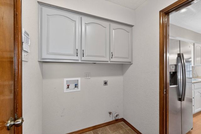 1505 Boundbrook Lane, Irving, TX 75060