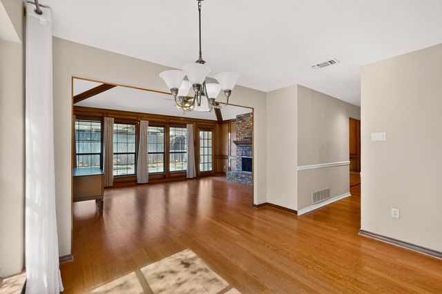 1505 Boundbrook Lane, Irving, TX 75060