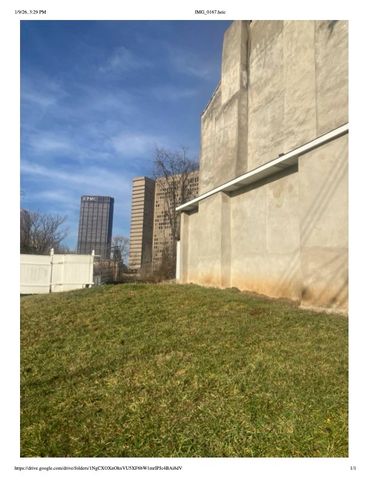 23 Vine St, Hill District, PA 15219
