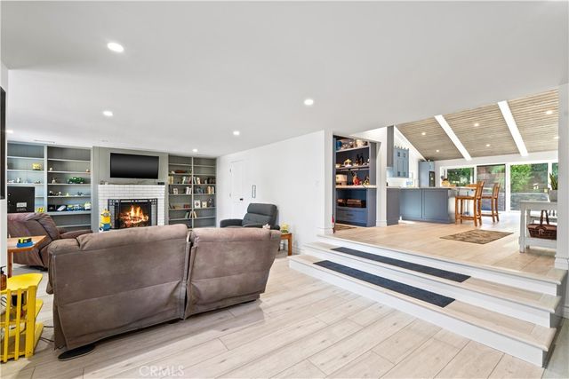 5610 W Carson, Torrance, CA 90503