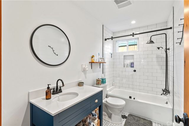 5610 W Carson, Torrance, CA 90503