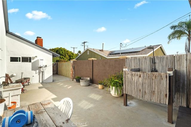 5610 W Carson, Torrance, CA 90503