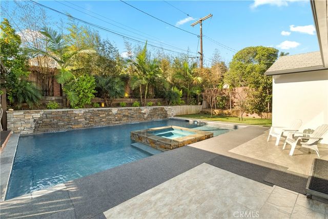 5610 W Carson, Torrance, CA 90503
