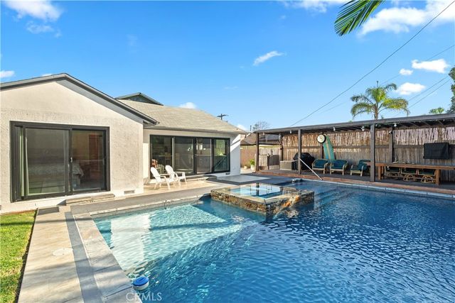 5610 W Carson, Torrance, CA 90503