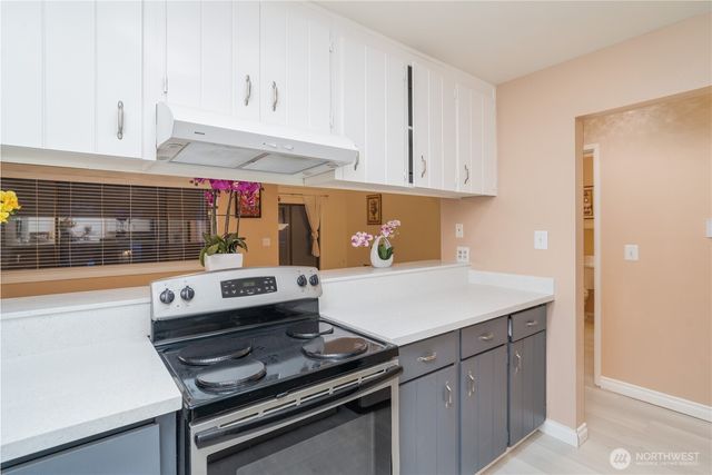 1500 LAKE PARK Drive SW #63, Tumwater, WA 98512
