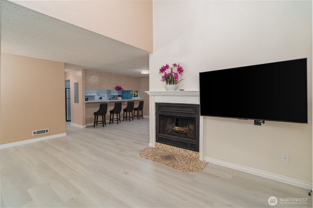 1500 LAKE PARK Drive SW #63, Tumwater, WA 98512
