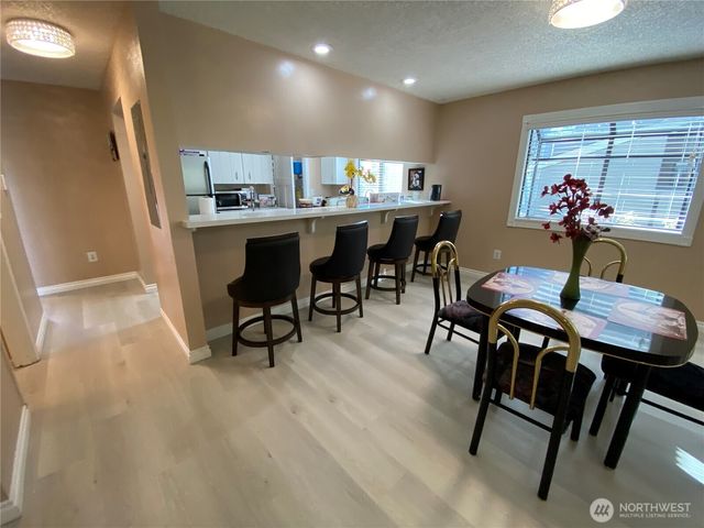 1500 LAKE PARK Drive SW #63, Tumwater, WA 98512
