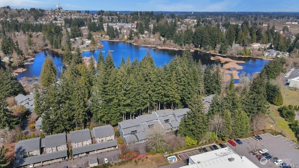 1500 LAKE PARK Drive SW #63, Tumwater, WA 98512