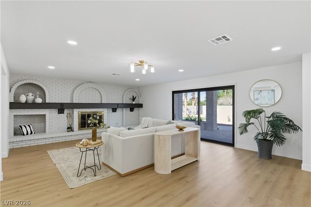 6620 Turtle Hill Road, Las Vegas, NV 89110