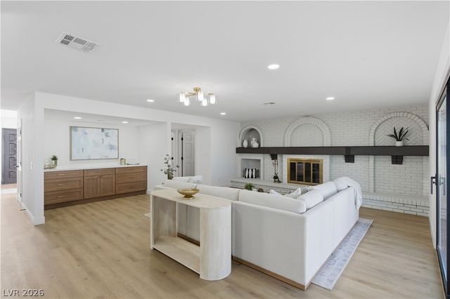 6620 Turtle Hill Road, Las Vegas, NV 89110