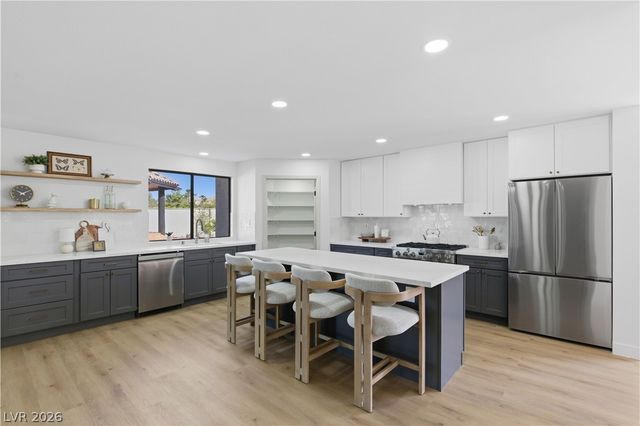 6620 Turtle Hill Road, Las Vegas, NV 89110