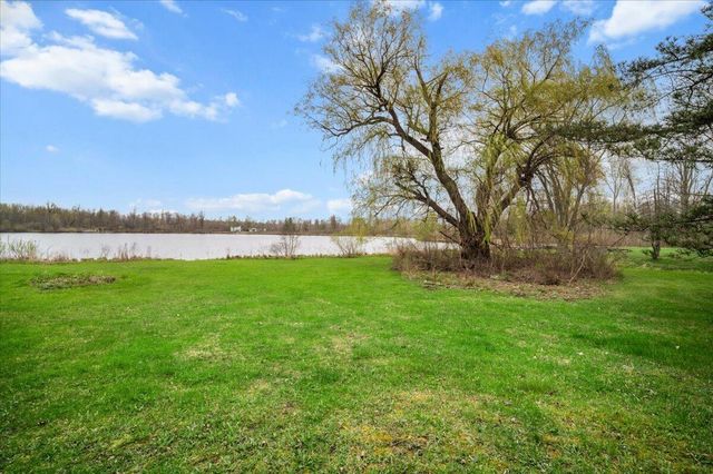 5599 Howard City Edmore Road, Home Twp, MI 48891