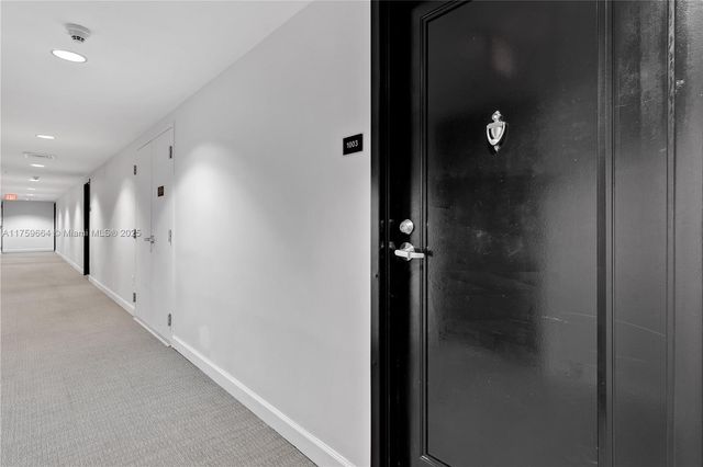 1861 NW S River Dr 1003, Miami, FL 33125