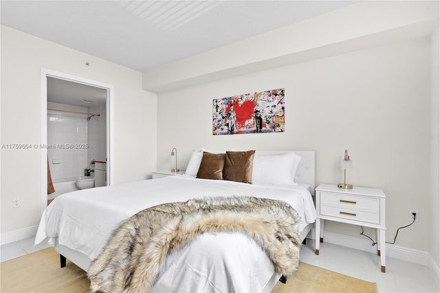 1861 NW S River Dr 1003, Miami, FL 33125