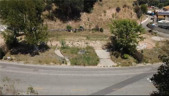 1369 E Loma Alta, Altadena, CA 91001