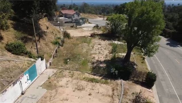 1369 E Loma Alta, Altadena, CA 91001