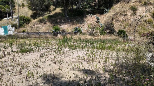 1369 E Loma Alta, Altadena, CA 91001