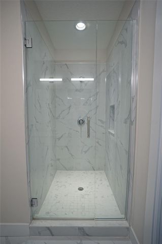 3124 W AZEELE STREET 4, Tampa, FL 33609