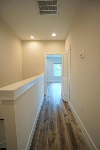 3124 W AZEELE STREET 4, Tampa, FL 33609