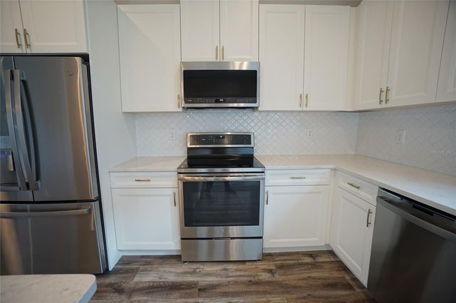 3124 W AZEELE STREET 4, Tampa, FL 33609