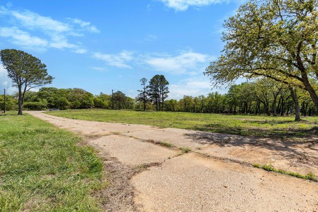 149 W Fm 1830, Argyle, TX 76226