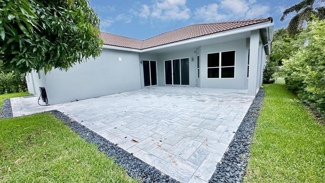 5181 NW 50TH Terrace, Coconut Creek, FL 33073