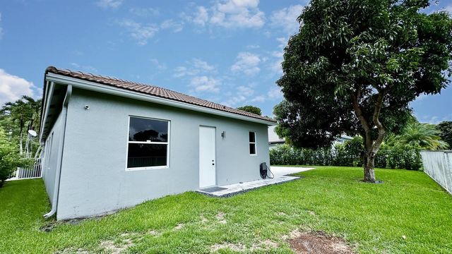 5181 NW 50TH Terrace, Coconut Creek, FL 33073