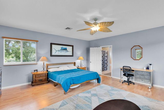 64 Coconut Drive, Key Largo, FL 33037