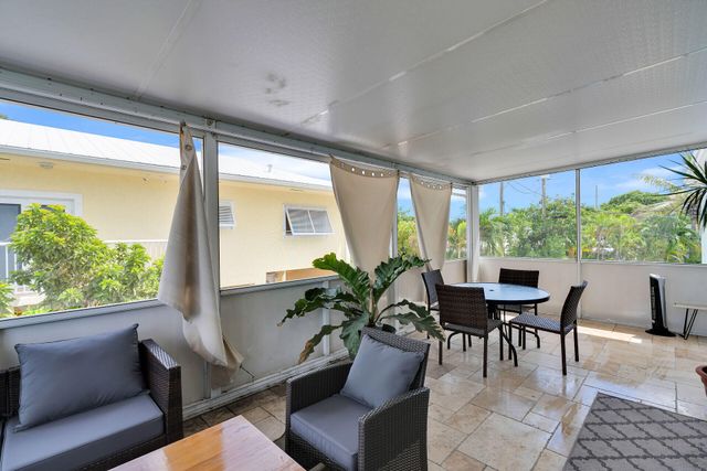 64 Coconut Drive, Key Largo, FL 33037