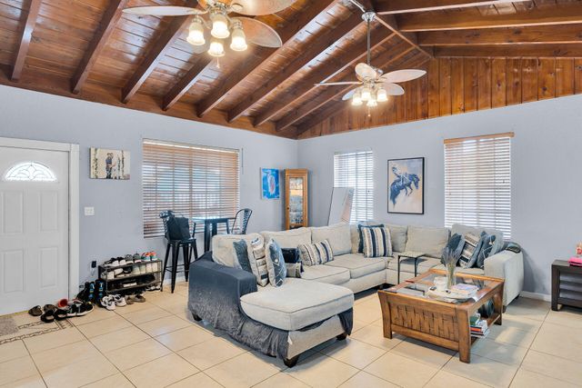 64 Coconut Drive, Key Largo, FL 33037