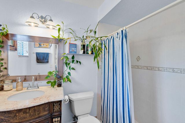 64 Coconut Drive, Key Largo, FL 33037