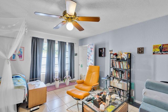 64 Coconut Drive, Key Largo, FL 33037