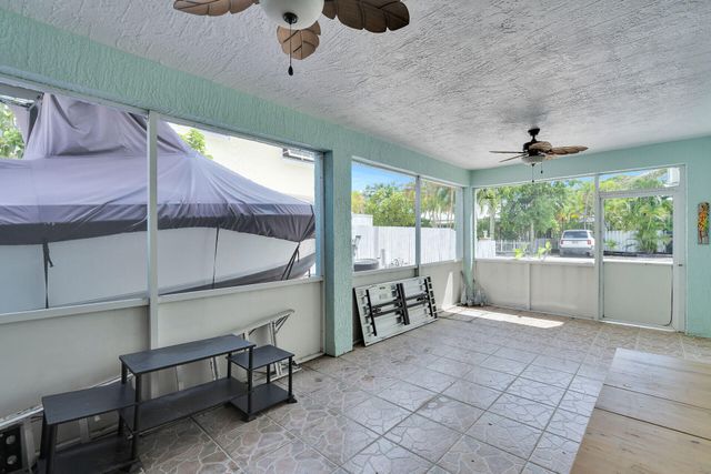 64 Coconut Drive, Key Largo, FL 33037